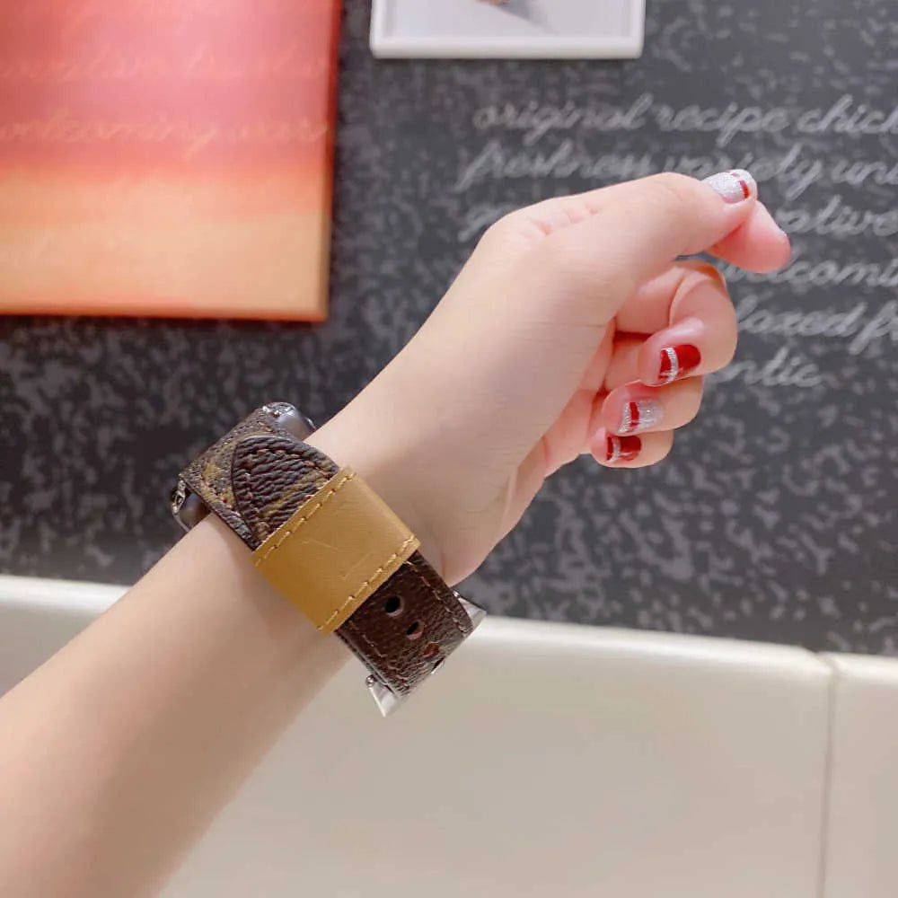 brown Apple Watch Band