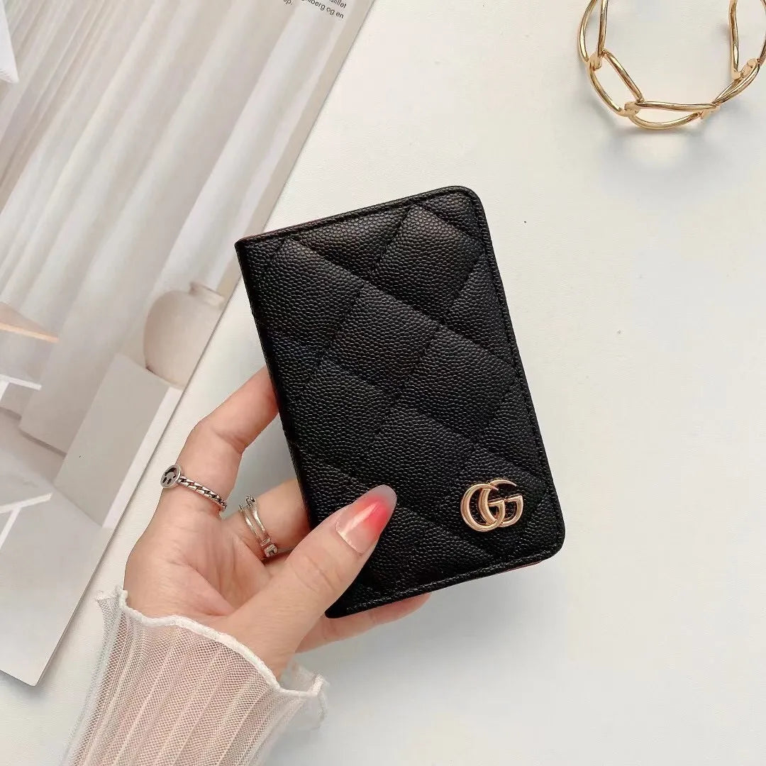 black gucci card holder