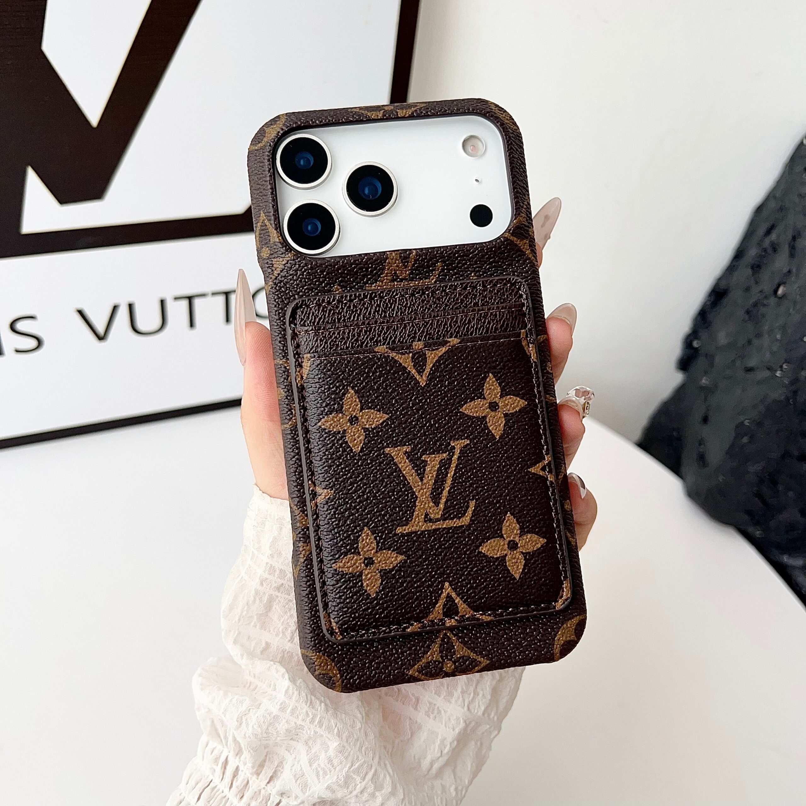 Louis Vuitton IPhone 17 Magsafe Case With Card Holder - Luxe Phone