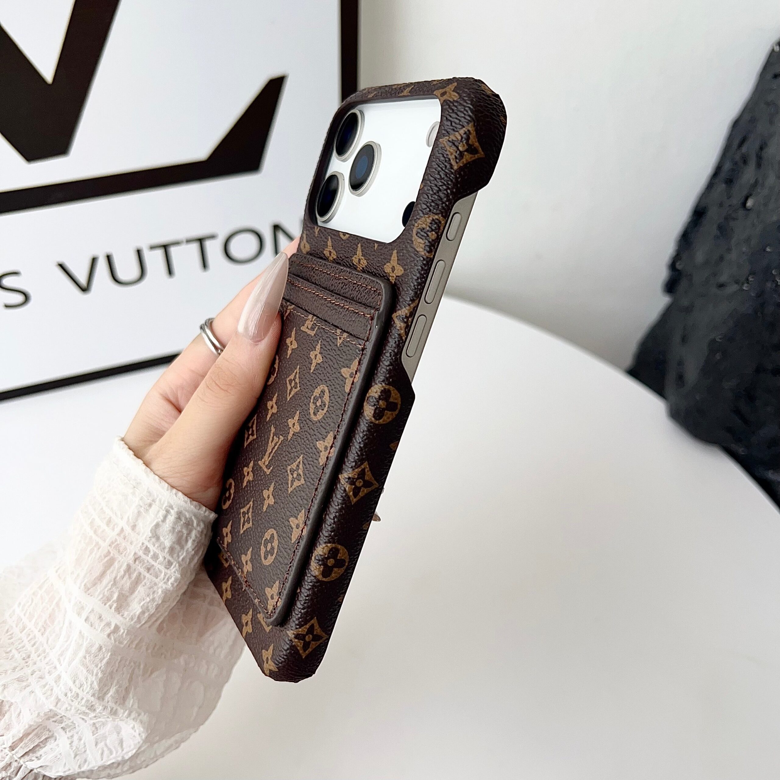 Louis Vuitton IPhone 17 Magsafe Case With Card Holder - Luxe Phone