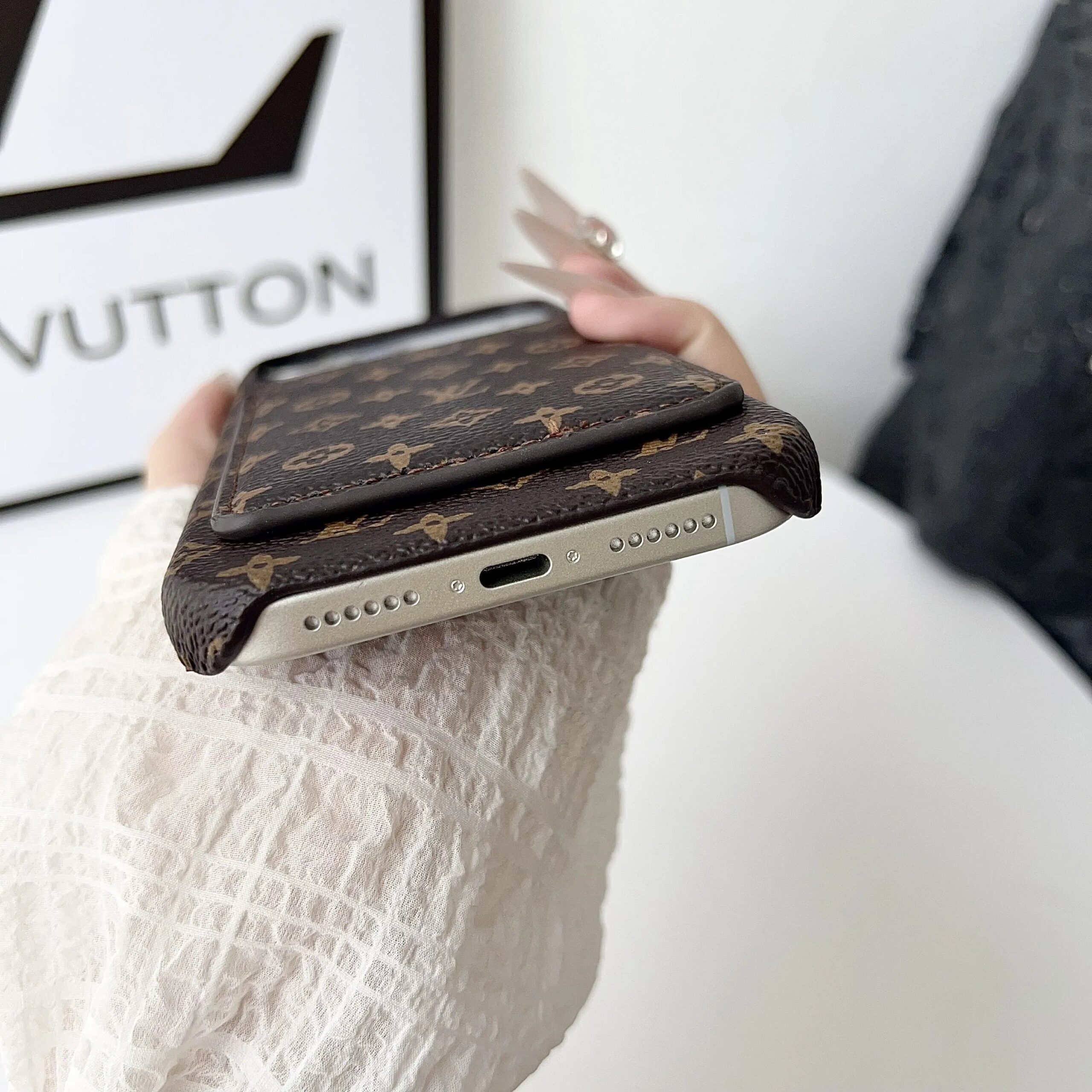 Louis Vuitton IPhone 17 Pro Case - Luxe Phone Case | The Best